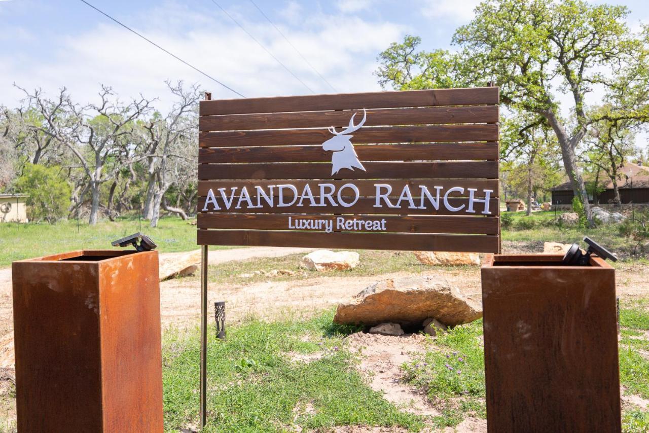 Romantic Tiny Luxury Retreat W Heated Pool, Sauna N Outdoor Shower In Wimberley 10 Acres Экстерьер фото