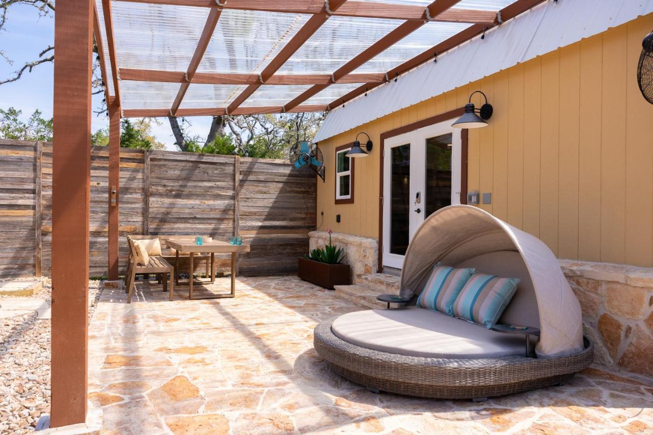 Romantic Tiny Luxury Retreat W Heated Pool, Sauna N Outdoor Shower In Wimberley 10 Acres Экстерьер фото